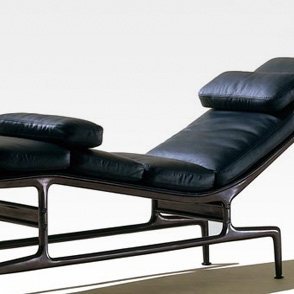 Eames Chaise