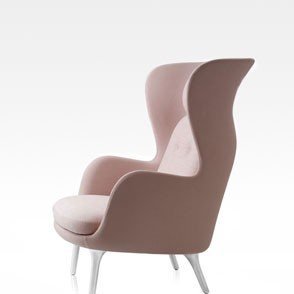 Ro Lounge Chair
