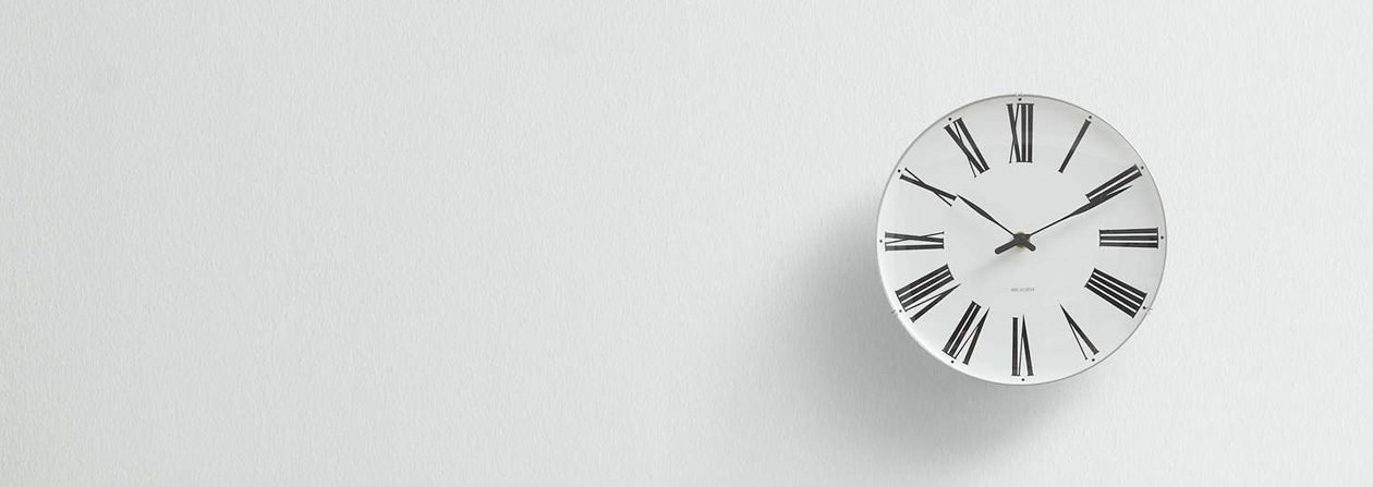 Roman Wall Clock Roman Wall Clock